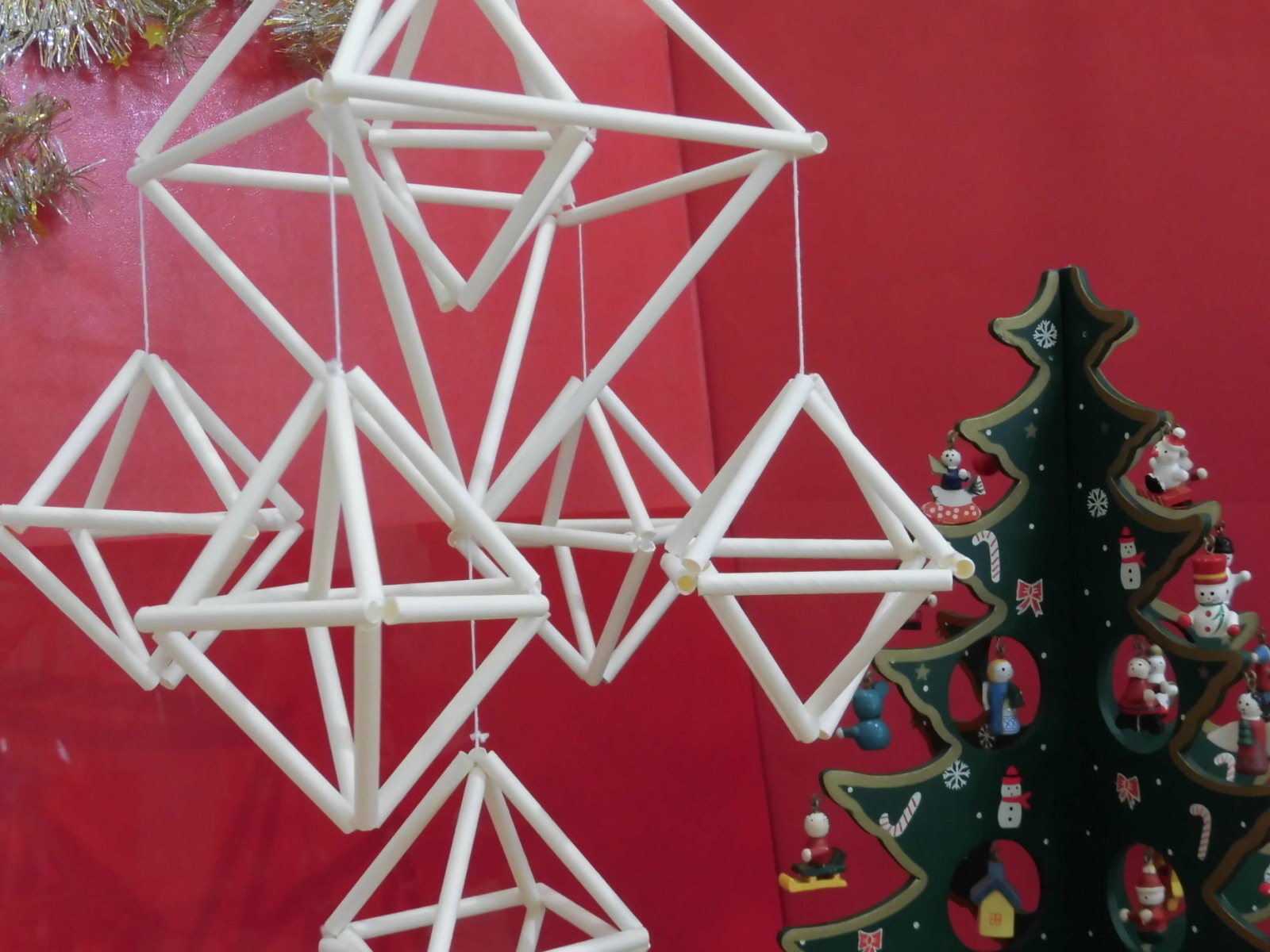 【豊野分館】光のオーナメント「ヒンメリ」でクリスマスを彩ろう②