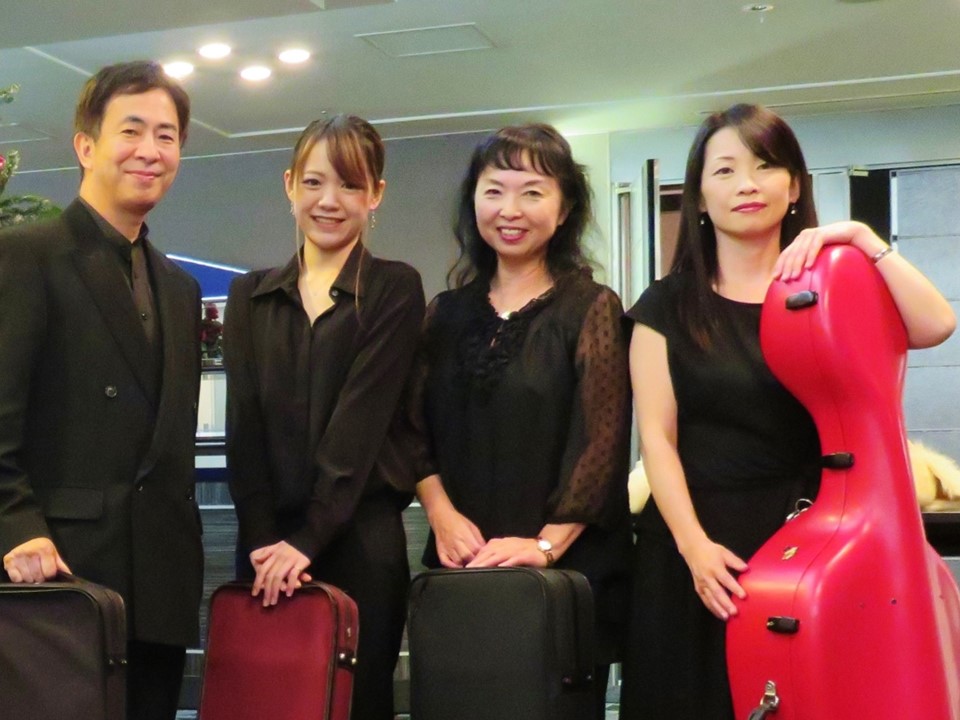 図書館でコンサート「弦楽四重奏の世界を楽しもう」  ①14:30～15:10