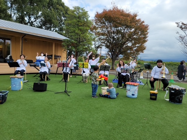 バケツでたいこをつくってあそぼう♪